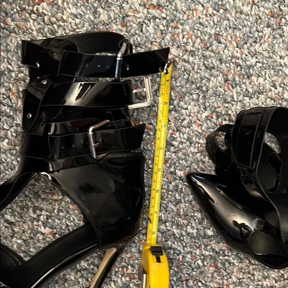 Black Women's High Heel Shoes - Picture 11 of 11